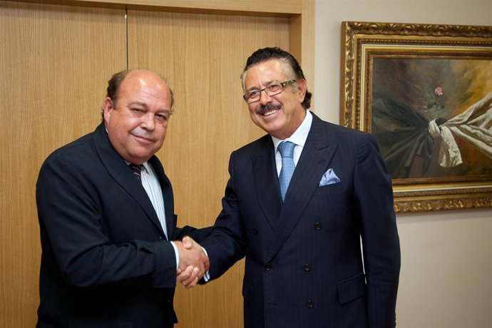 El Presidente De La Ancce Y El Presidente De Morera & Vallejo