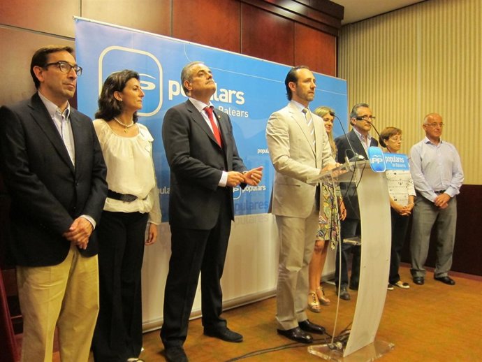 José Ramón Bauzá Y Los Candidatos Al Congreso Y Al Senado
