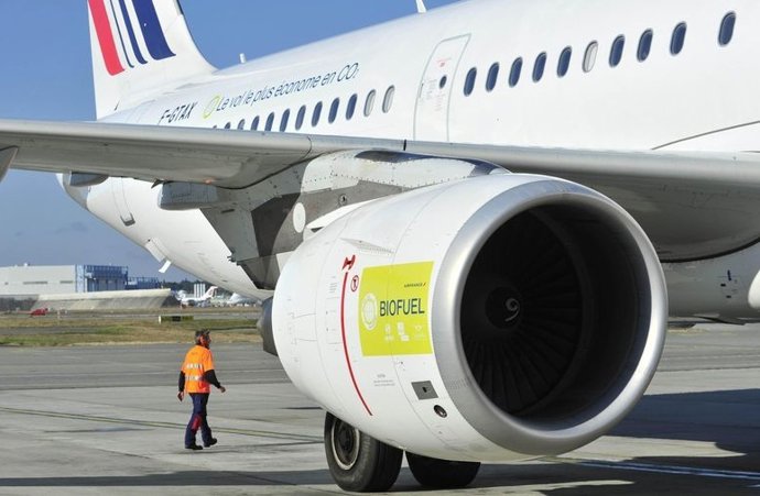 Primer Vuelo Con Biocombustible De Air France