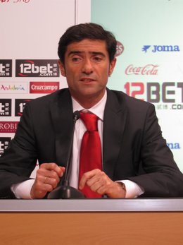Marcelino, En Rueda De Prensa 