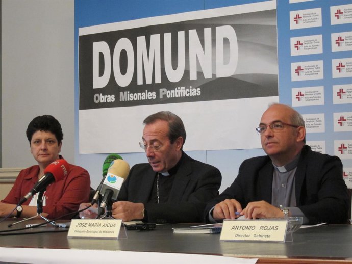 Maite Oiartzun, Francisco Pérez, Y José María Aícua.