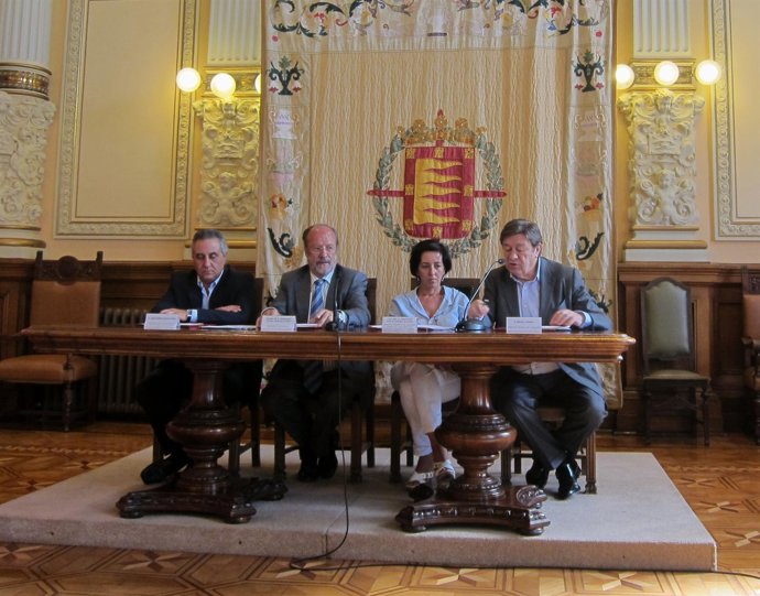 De Izq. A Drcha., García, De La Riva, Cantalapiedra Y Cepeda