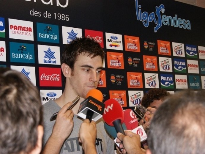 El Alero Del Valencia Basket, Víctor Claver