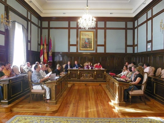 Pleno De La Duiputación De Guadalajara