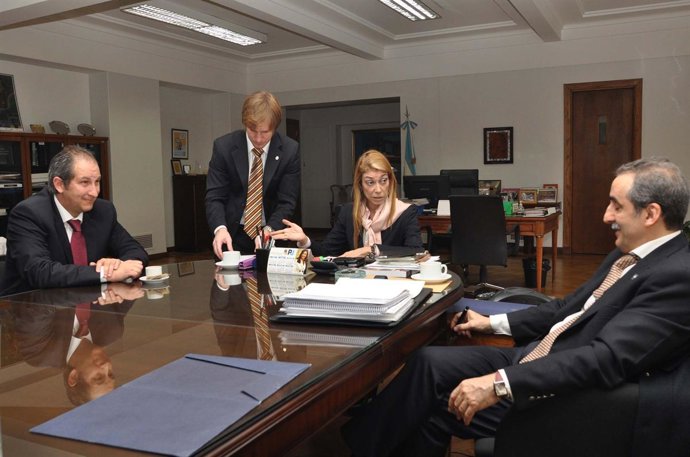 Acuerdo Entre BMW Y El Gobierno Argentina