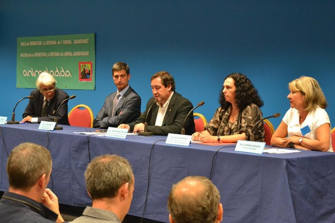 El Conseller J.M.Pelegrí Inaugura El Salón Animaladda