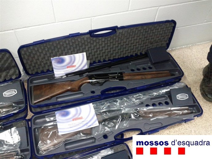 Escopeta Semiautomática