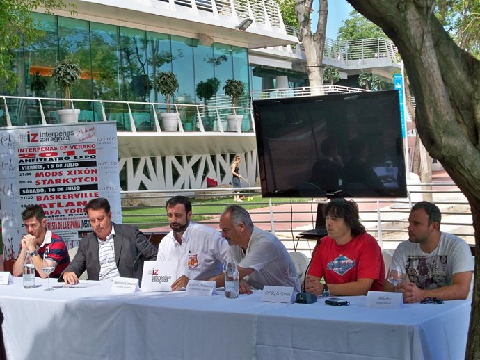 Presentación De 'Interpeñas De Verano' En El Club Náutico De Zaragoza 