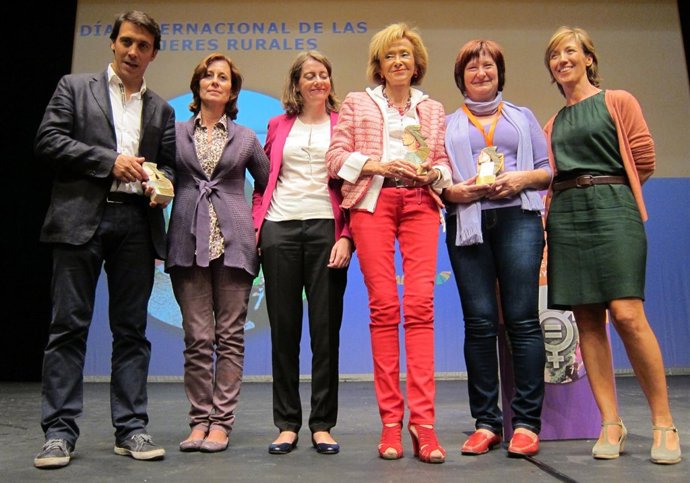 María Teresa Fernández De La Vega Y Demás Premiados Por FADEMUR