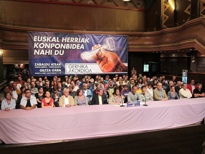 Firmantes Del Acuerdo De Gernika