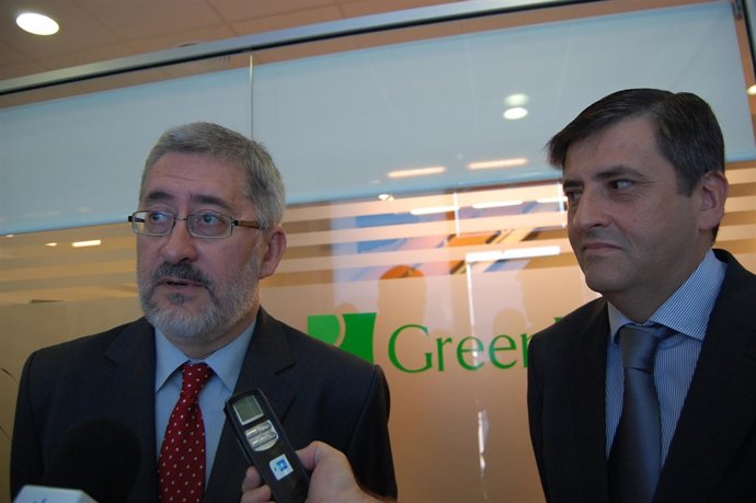 El Consejero Y El Presidente De 'Green Power'.