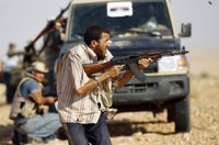 Los rebeldes libios rebajan la intensidad de la ofensiva sobre Sirte