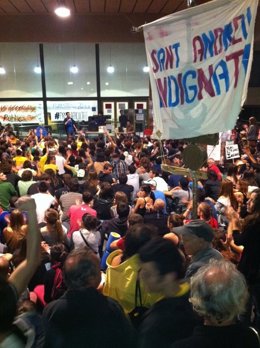 'Indignados' En La Facultad De Historia De La UB El 15-O