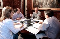 Fabra se reúne con Sánchez de León, Vela y Verdeguer para trabajar en los presupuestos de 2012