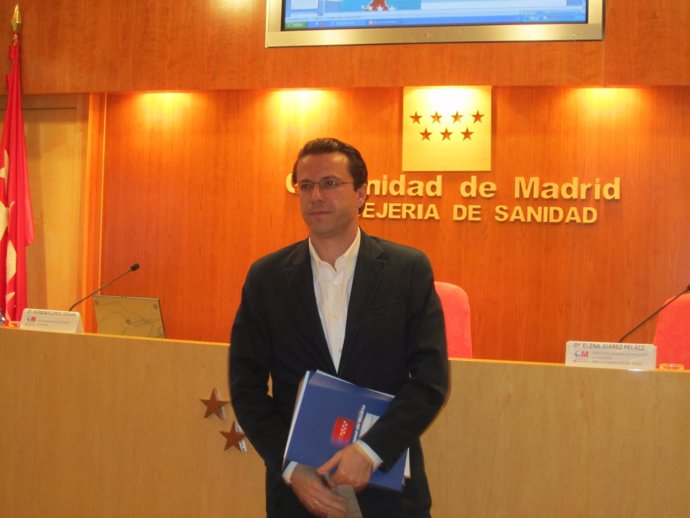 El Consejero De Sanidad De La Comunidad De Madrid