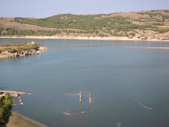 Embalse De La Cuenca