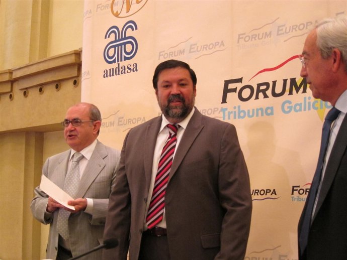 Francisco Caamaño En Un Desayuno De Fórum Nueva Economía