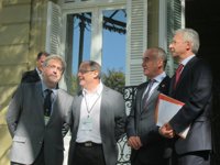 ETA.- PSE espera que todos los asistentes pidan a ETA que "deje  inmediatamente de asesinar, sin contrapartidas"