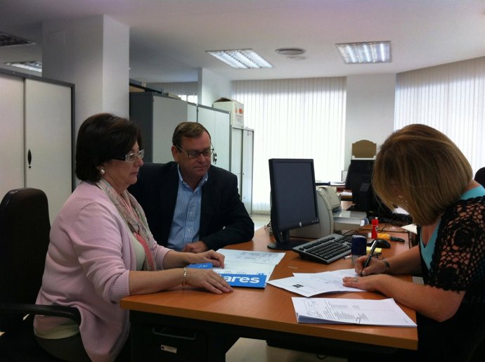 Antonio Almarza Y Mª Dolores Alarcón