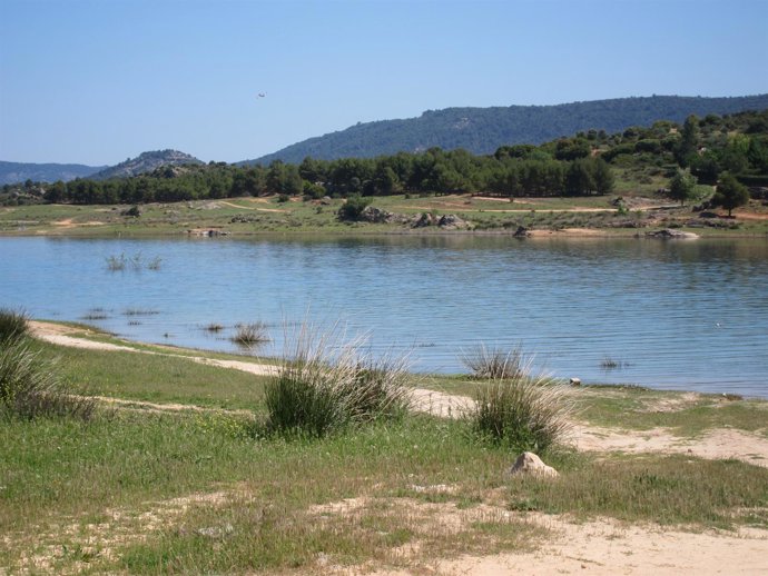 Embalse De Entrepeñas