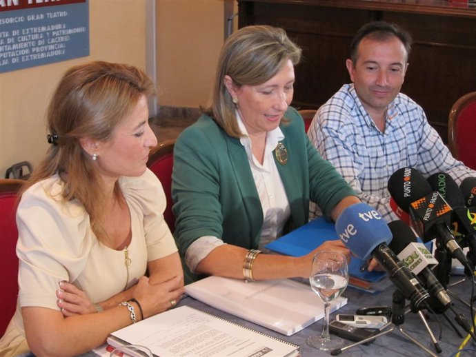 Nevado, Nogales Y León