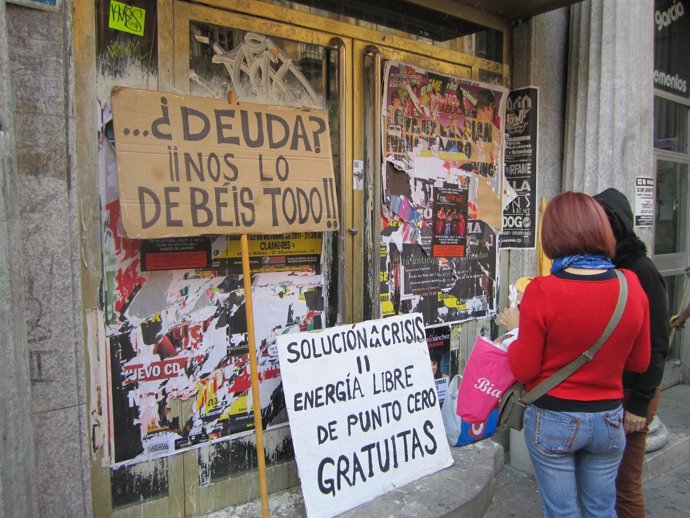 Hotel De La Calle Carretas Donde Se Encuentra Algunos De Los 'Indignados'