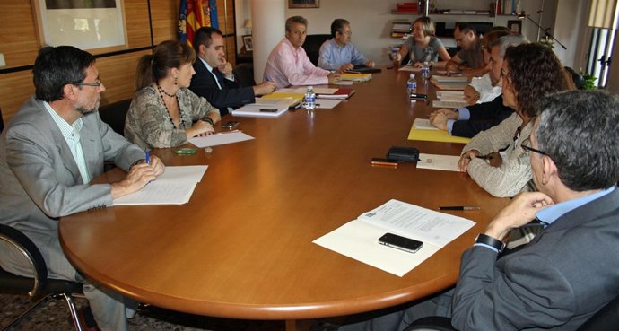 Fotografía De Reunión En Blanqueries