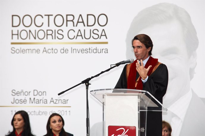José María Aznar, Investido Doctor Honoris Causa