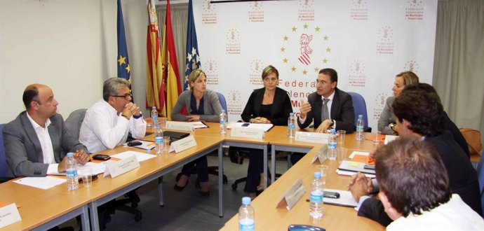 Reunión Entre La Generalitat Y La FVMP Para Abordar El Riesgo Sísmico