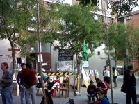 Siete familias 'okupan' el edificio de Nou Barris en Barcelona 