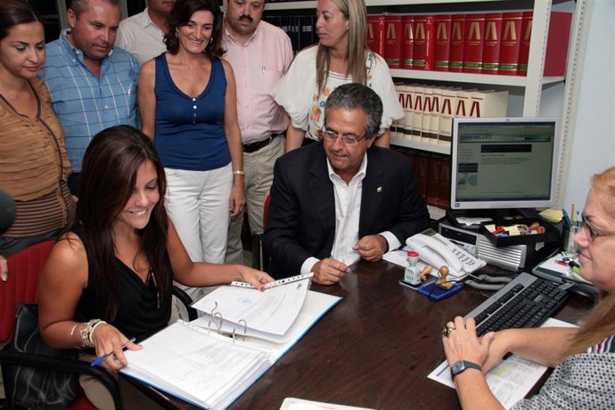 Presentación Ante La Junta Electoral De Las Candidaturas Del PP De Tenerife