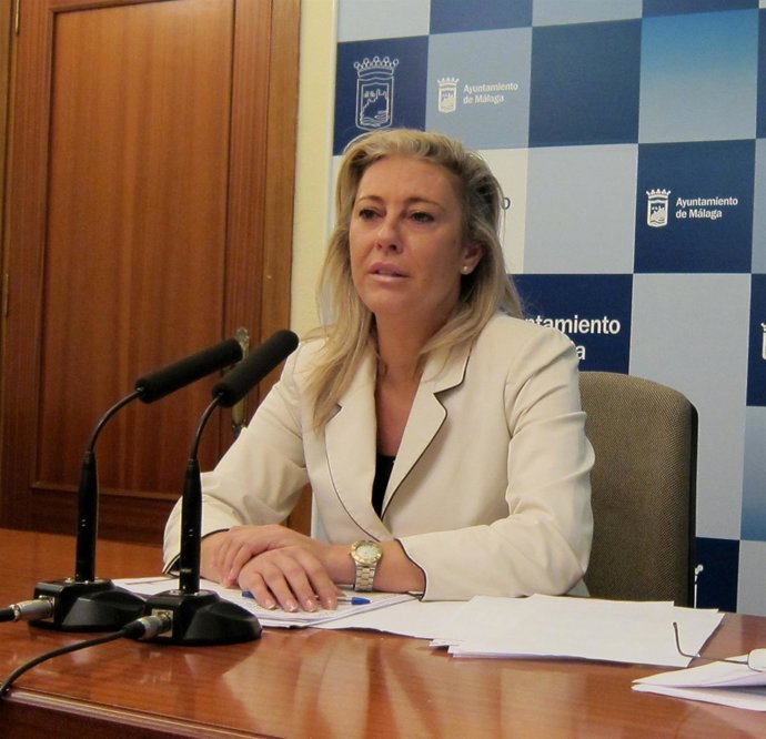 El Concejal De Economía Y Hacienda, Carolina España