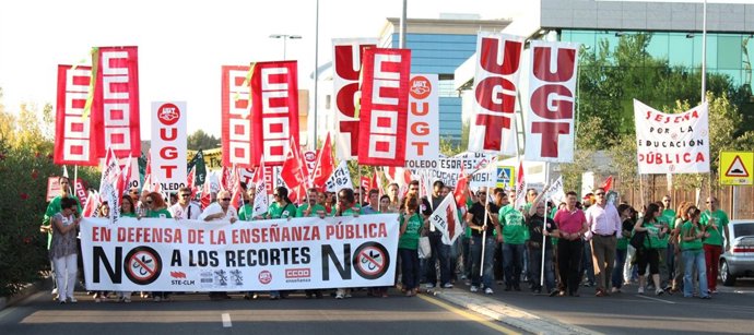 MANIFESTACIÓN EDUCACIÓN Y RECORTES