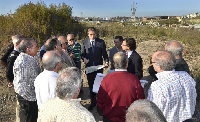 El Alcalde Informó Del Proyecto A Los Vecinos 