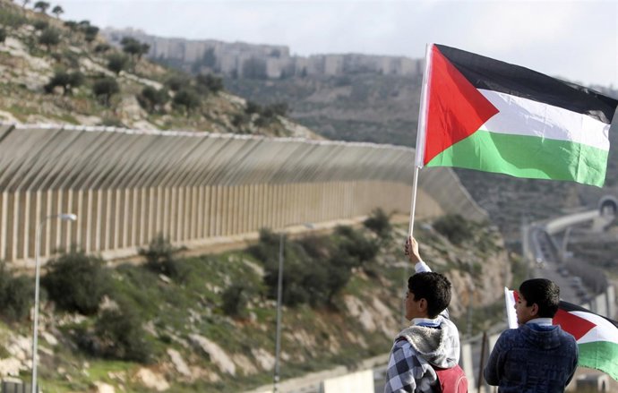 Niños Palestinos En La Franja De Cisjordania