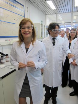 Pajín, En Su Visita A La Empresa Toledana