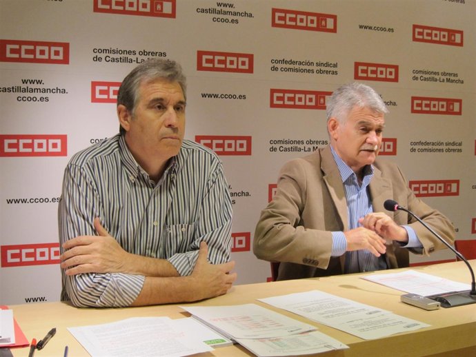 José Luis Gil En Rueda De Prensa