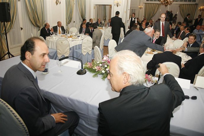 Ignacio Diego En El Foro Cantabria