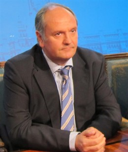 Javier Fernández, Consejero De Medio Ambiente Y Urbanismo De Cantabria 