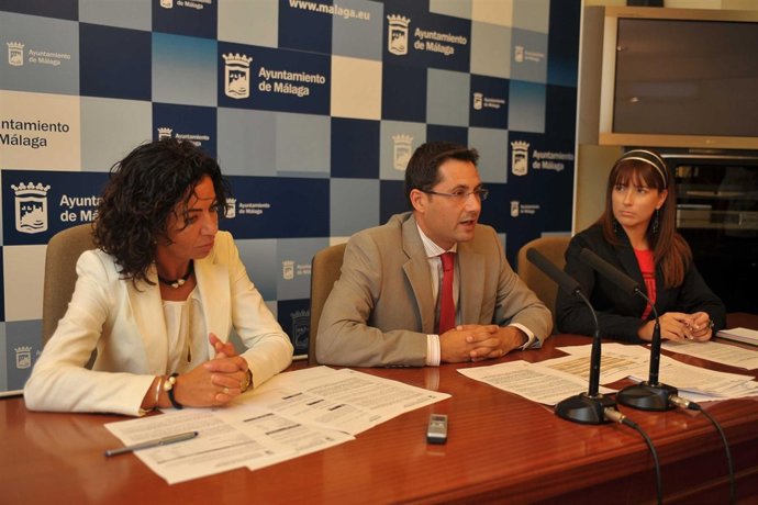 El Concejal De Derechos Sociales, Francisco Pomares