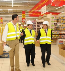 Page Y Esteban En Alcampo La Abadía