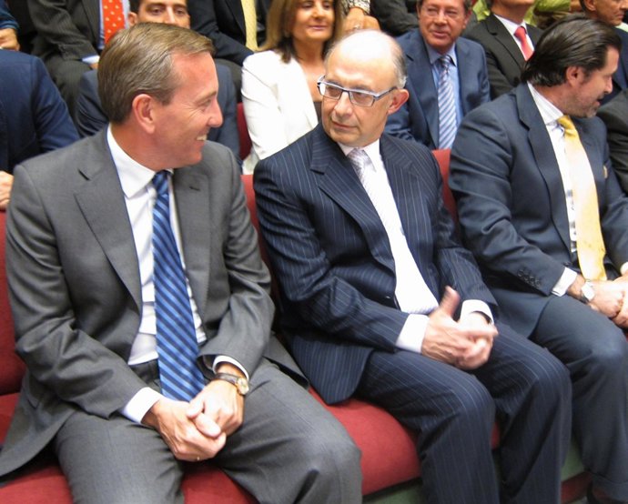 Cristóbal Montoro, Hoy En El Foro Antares