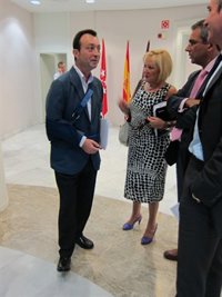 Cobo: "Yo jamás me planteé en estas elecciones ir en ninguna lista. Ser vicealcalde es muy bonito"