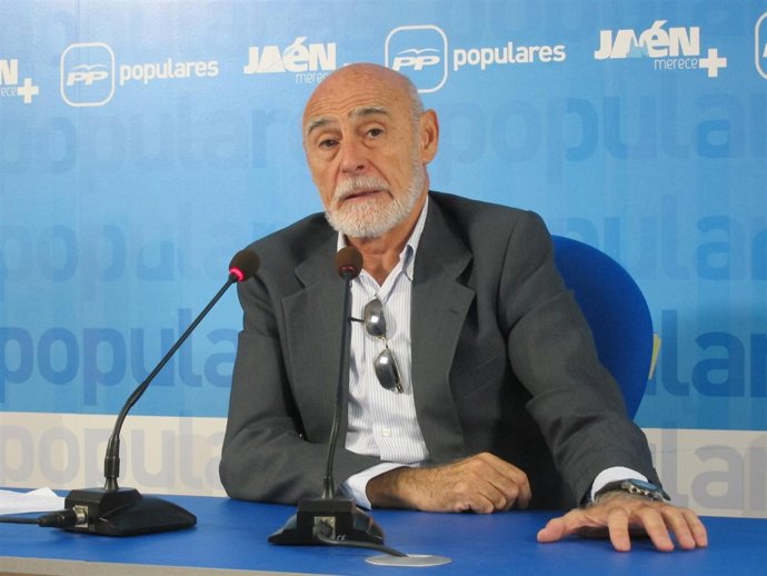 Gabino Puche En Rueda De Prensa.