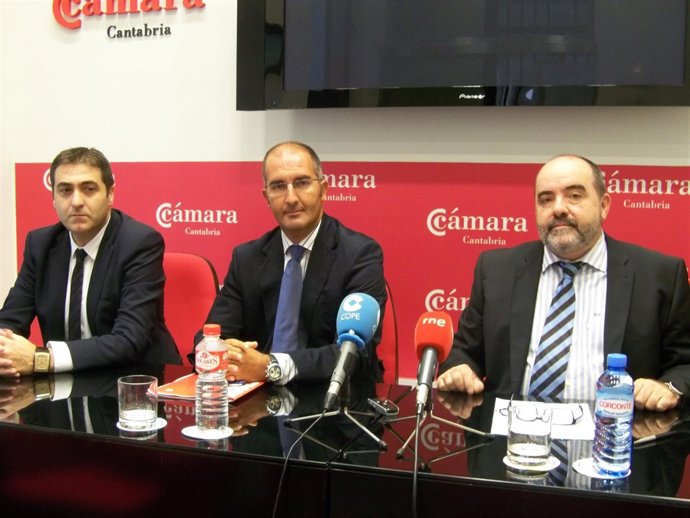 Cuevas, Cayón Y López-Rebollar, En La Rueda De Prensa