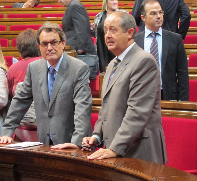 Presidente De La Generalitat, Artur Mas, Y Conseller Felip Puig