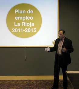 Javier Erro Presenta El Plan De Empleo