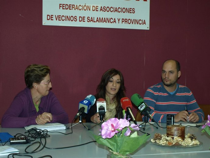 Los Representantes De La Plataforma Y El Presidente De Fevesa     