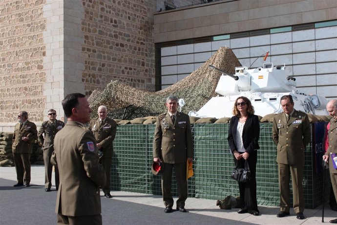 MILITARES , MUSEO DEL EJERCITO