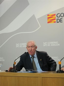 El Consejero De Economía Y Empleo Del Gobierno De Aragón, Francisco Bono